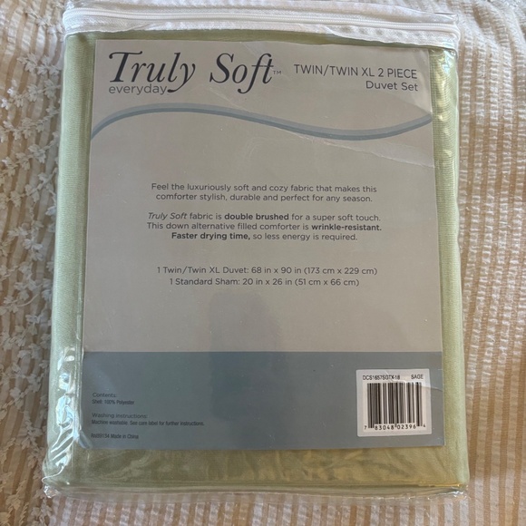 Truly Soft Twin Sage Green Duvet Cover Set - Picture 3 of 3